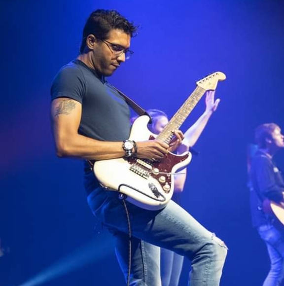 Meet your Posher, Torrin - Picture 1 of 1